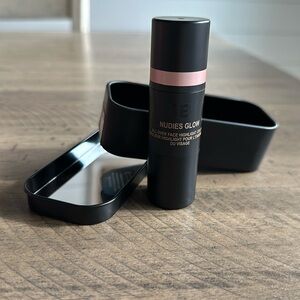 Nudestix Nudies Glow: all over face highlight